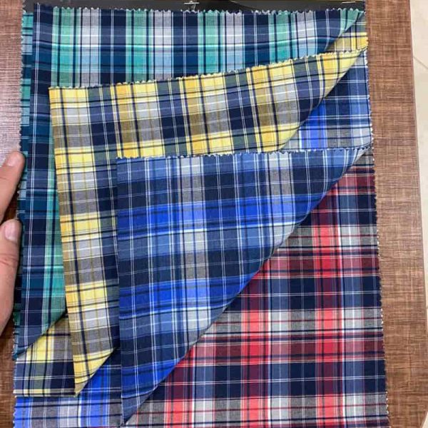 قیمت پارچه تترون چهارخانه